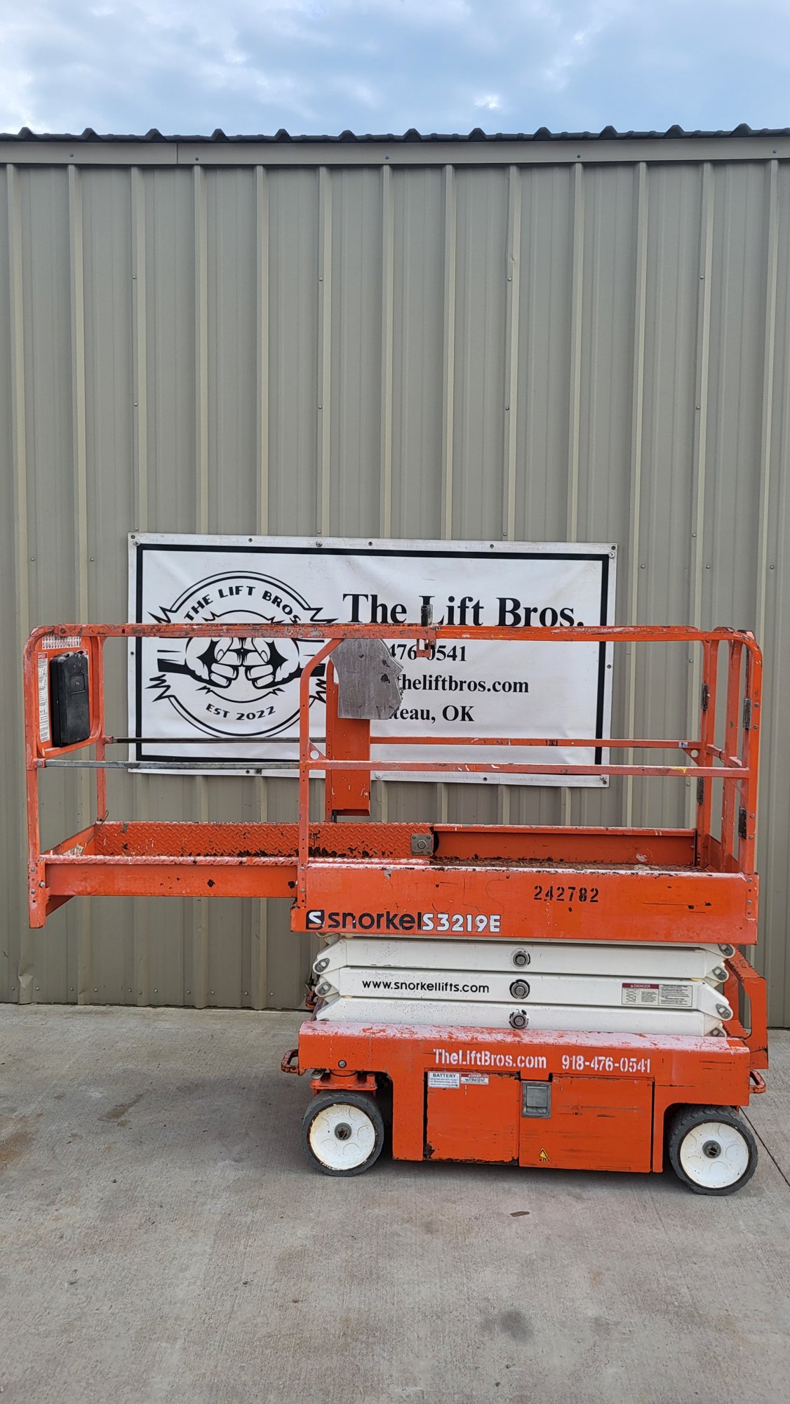 2020 Snorkel S3219E 19 ft Electric Scissor Lift #8674 | Chupp