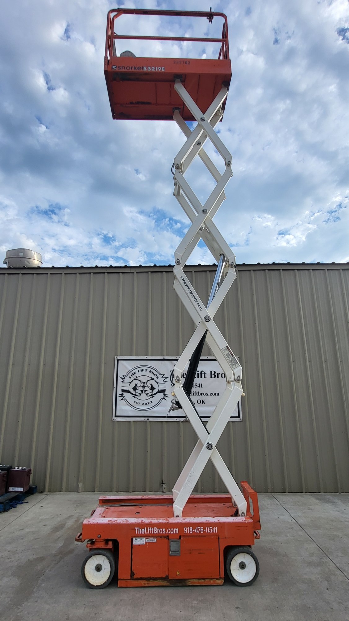 2020 Snorkel S3219E 19 ft Electric Scissor Lift #8674 | Chupp