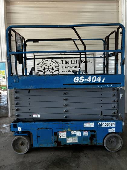 2015 Genie GS-4047 40 ft Electric Scissor Lift - 504 Hours #879