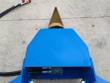 GIYI log splitter: gold cone with hydraulic motor and quick-connect fittings in the blue housing