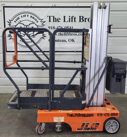JLG 12SP Vertical Mast Lift #0692