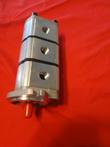 3-section hydraulic gear pump, aluminum body, three threaded side ports and capped shaft