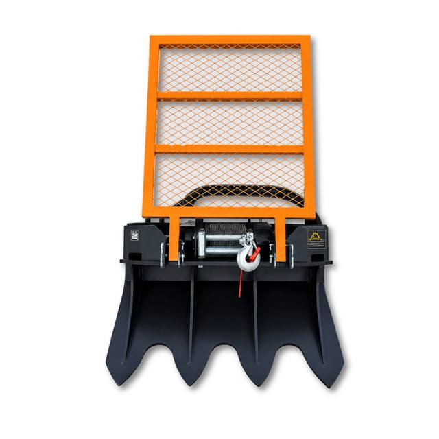 Arteer logging winch attachment: steel cable drum with slip hook, orange mesh operator guard, toothed anchor blade