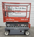 Skyjack SJIII 3219 scissor lift, platform lowered, front view