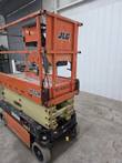 JLG 1932R scissor lift, platform end with JLG decal