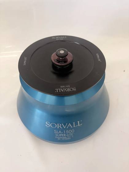 Sorvall SLA-1500 Super-Lite rotor, blue body with black lid and locking knob