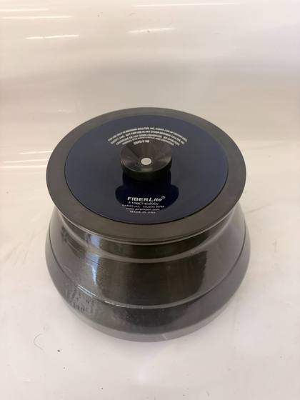 FiberLite F10BCI-6x500y rotor with lid and black knob on the blue top, side view, 6x500 mL 10,000 RPM