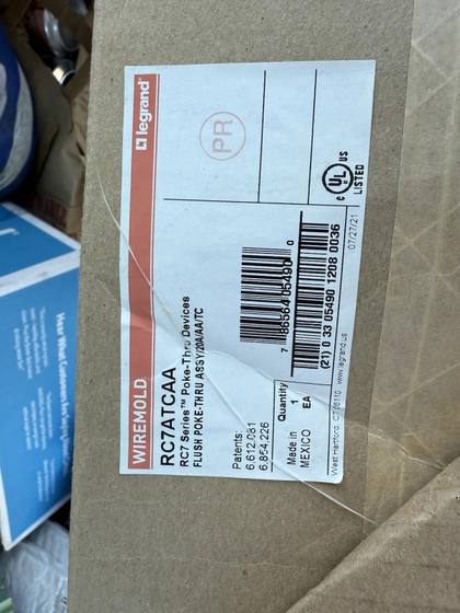 Legrand Wiremold RC7ATCAA box label: flush poke-thru assembly, 20A, quantity 1