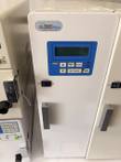 Jasco CO-2065 Plus intelligent column oven front with blue LCD keypad, power switch and handle